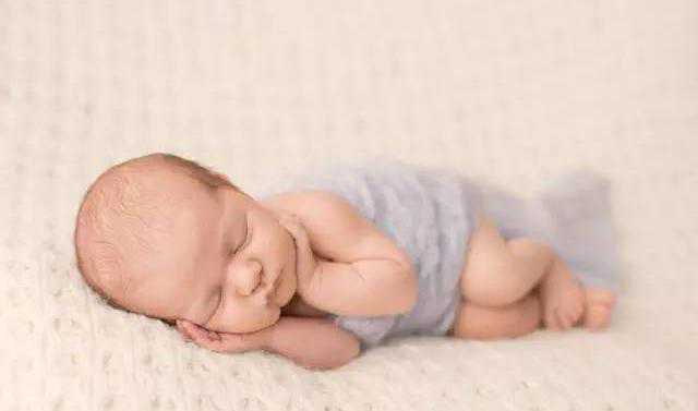 奶睡怎么破？它模拟子宫内环境让宝宝轻松入睡
